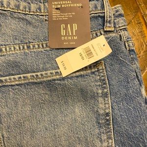 Gap Universal Slim Boyfriend Women Jeans
